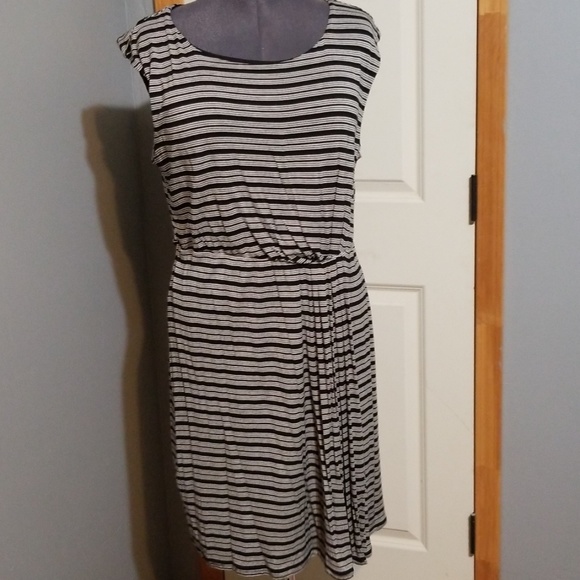 Faded Glory Dresses & Skirts - SALE! Faded Glory Black & White Striped Dress